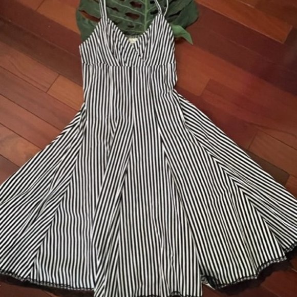Vasna Desire Strappy Dress - Picture 1 of 7